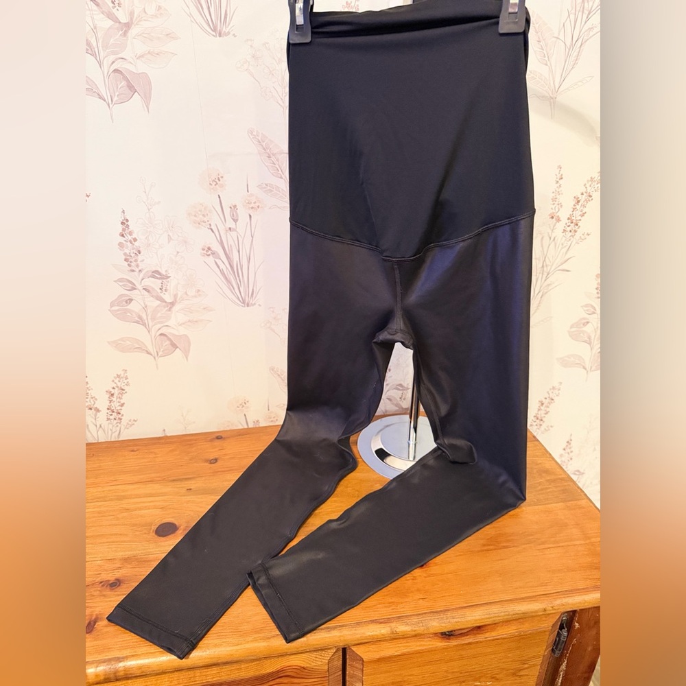 Maternity Ingrid & Isabel Faux Leather Legging with Crossover Panel Size S